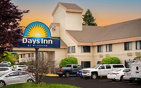 Days Inn By Wyndham Coeur D'Alene